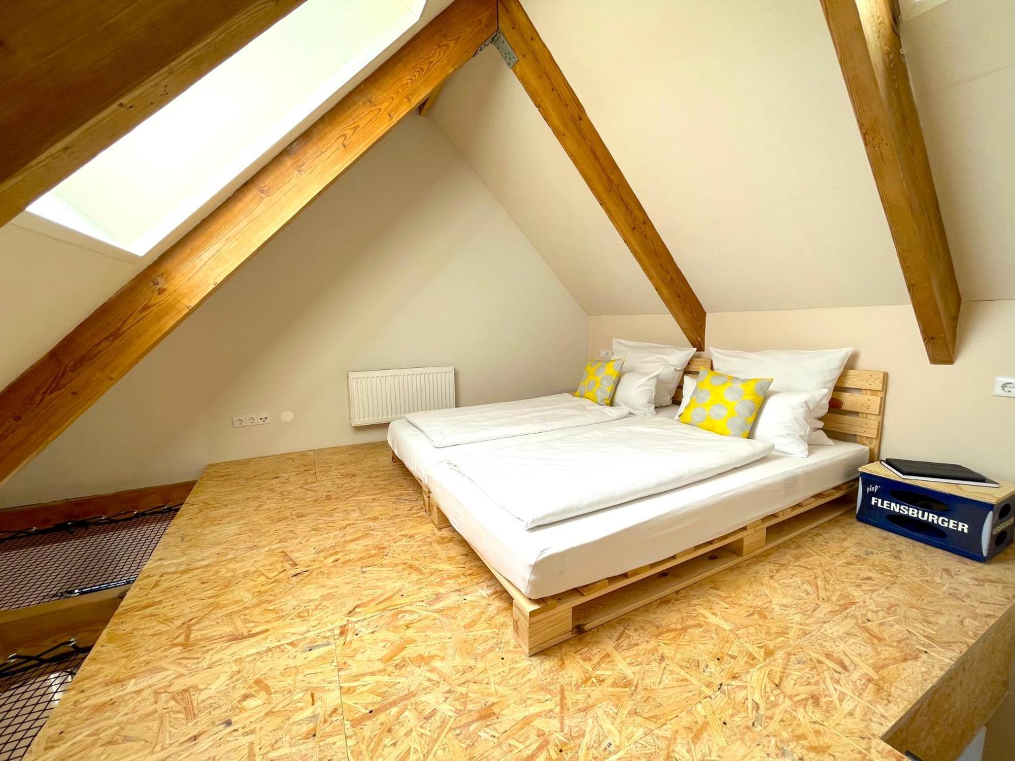 New, Modern & Cozy - Near Airport Ber #links Berlijn