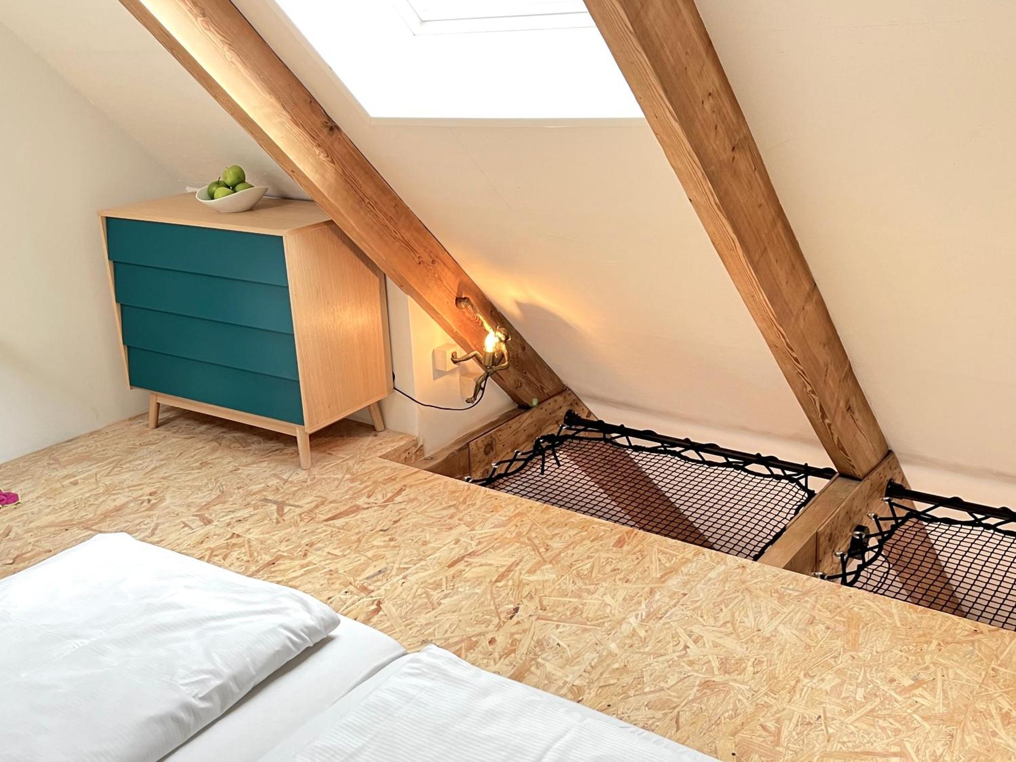 New, Modern & Cozy - Near Airport Ber #links * Berlijn