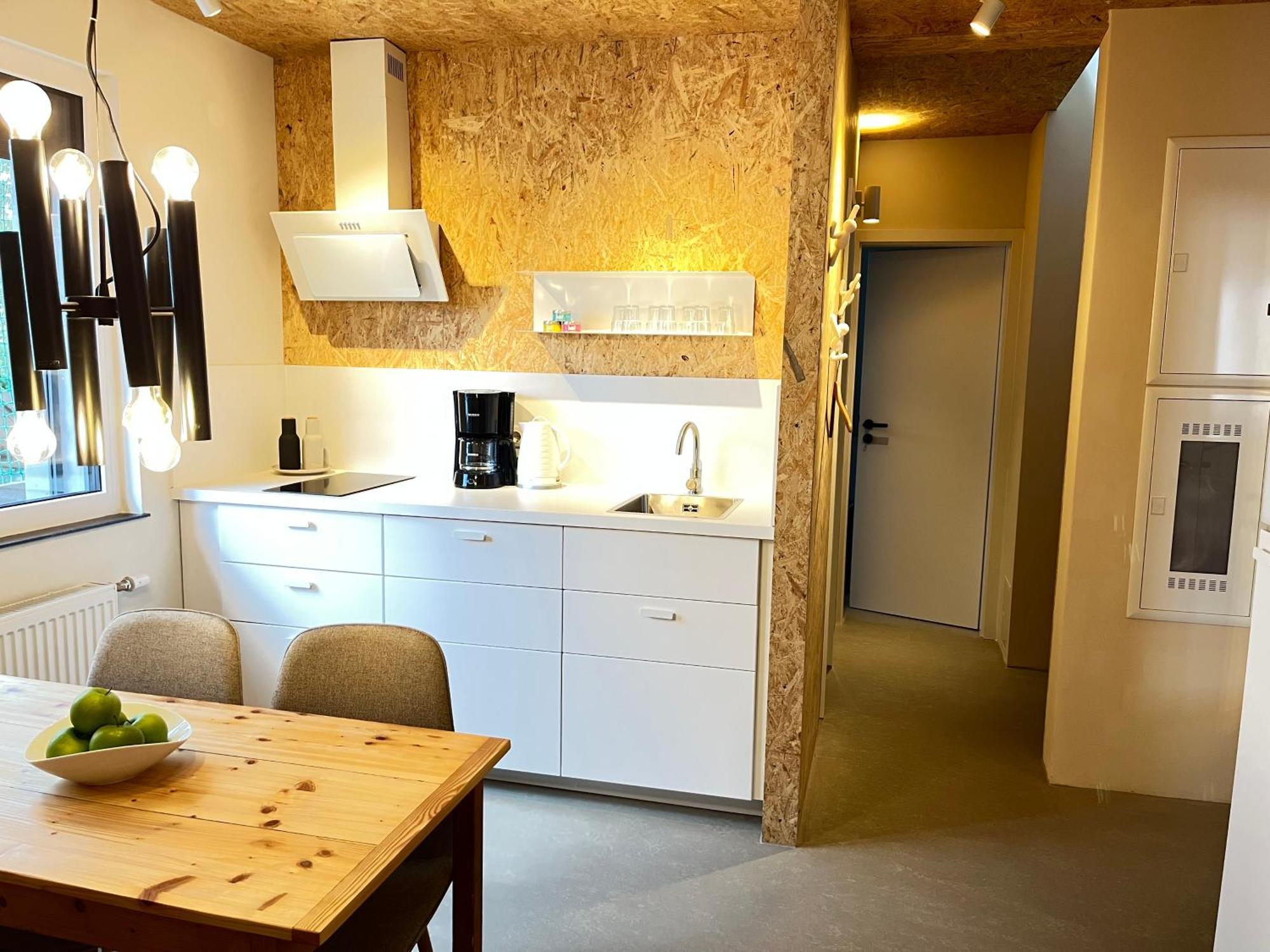 Appartement New, Modern & Cozy - Near Airport Ber #links